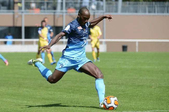 开云体育-摩纳哥队火力全开，连胜连胜劲头正足，战绩斐然