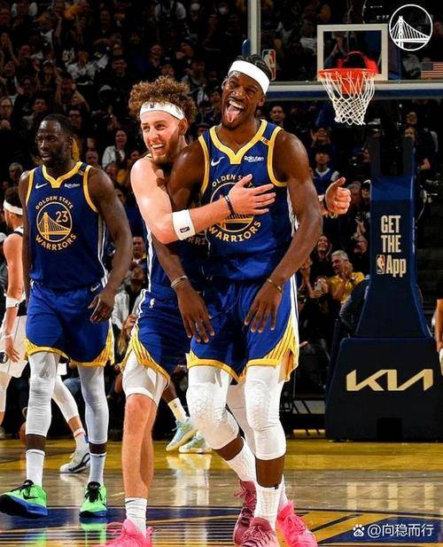 关于独行侠强势南韩男篮，库里爆发神勇的信息