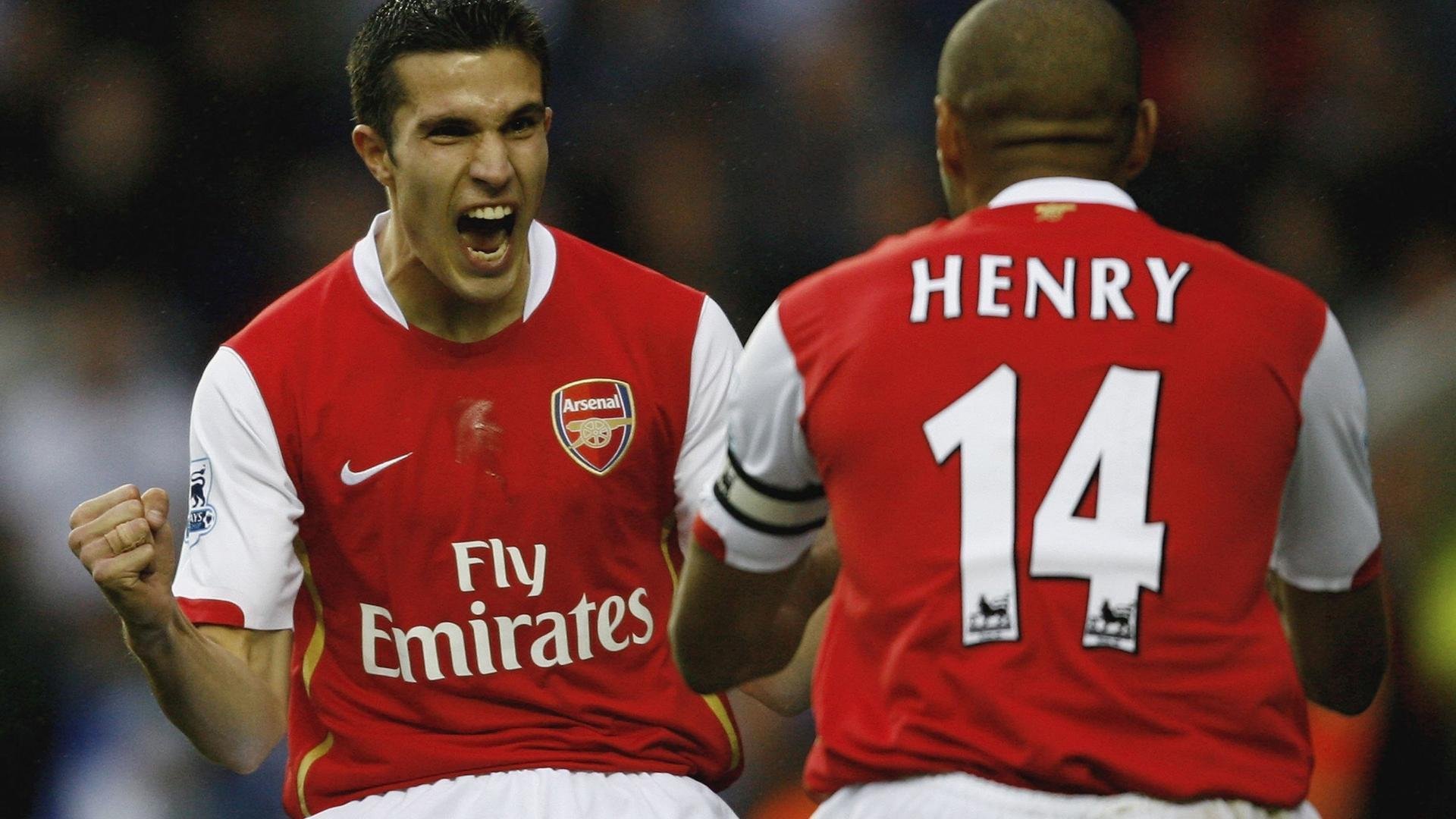 卢卡库独造三球!委内瑞拉4-1粉碎芬兰,上演南美足球力量秀