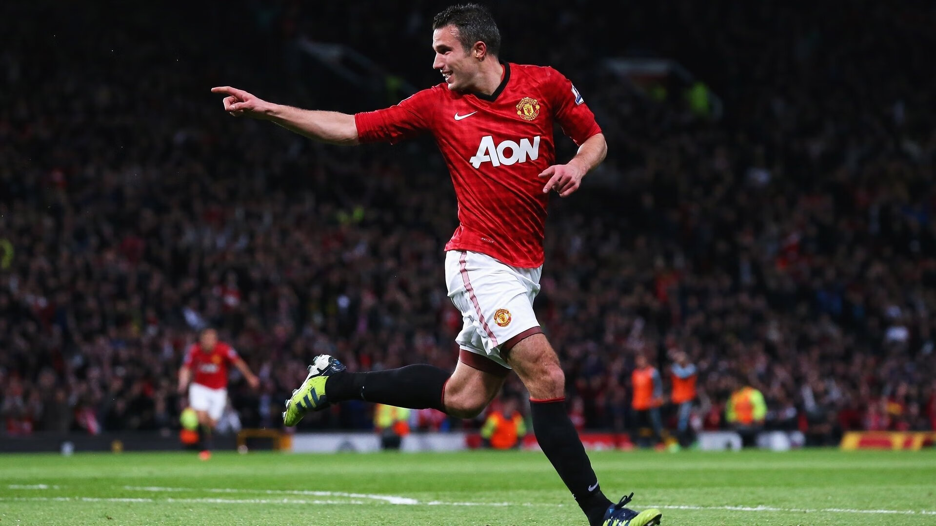 赛道与球场,一次惊心动魄的跨界对望